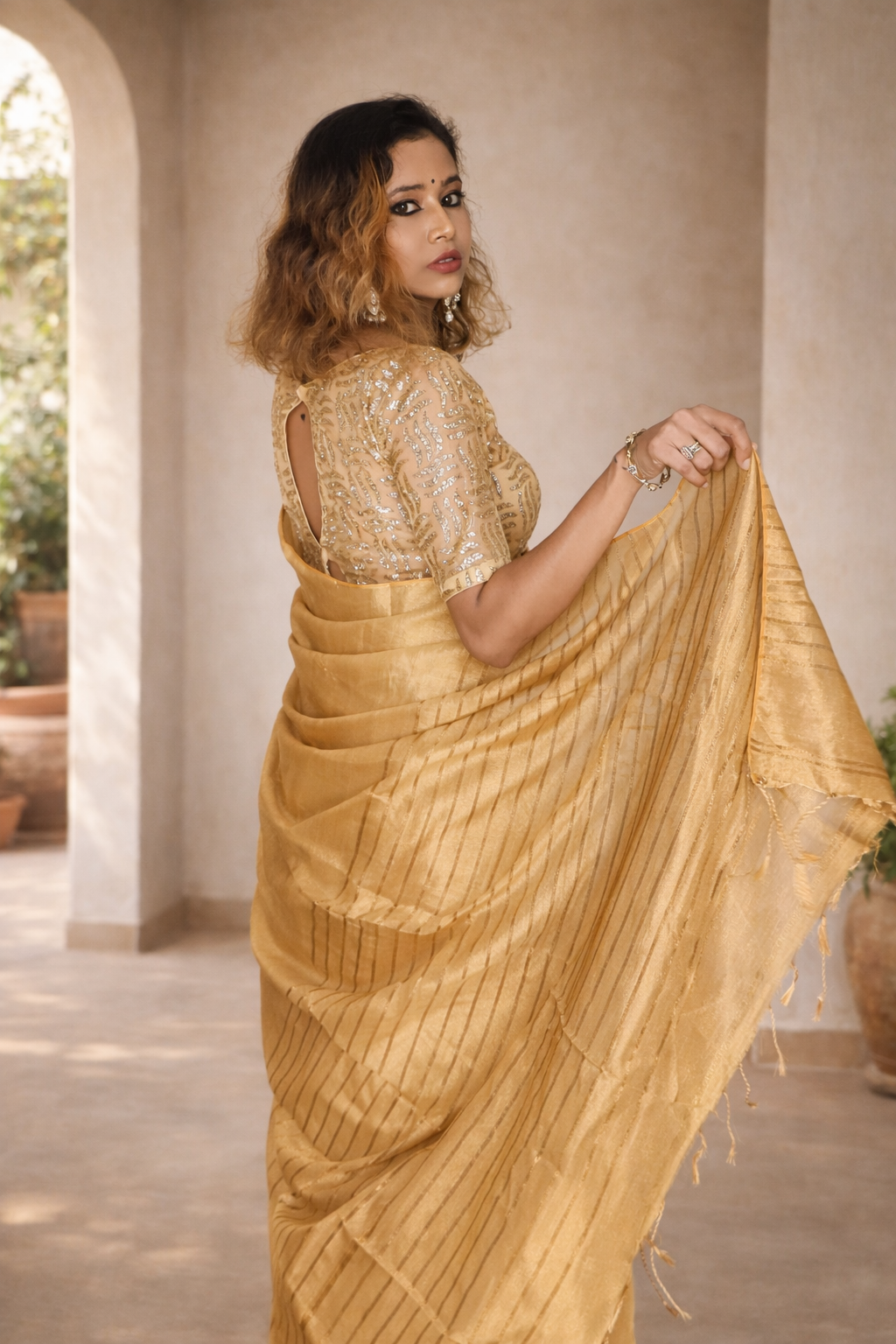 Golden Handloom Tissue Silk Saree full drape – RongSuta