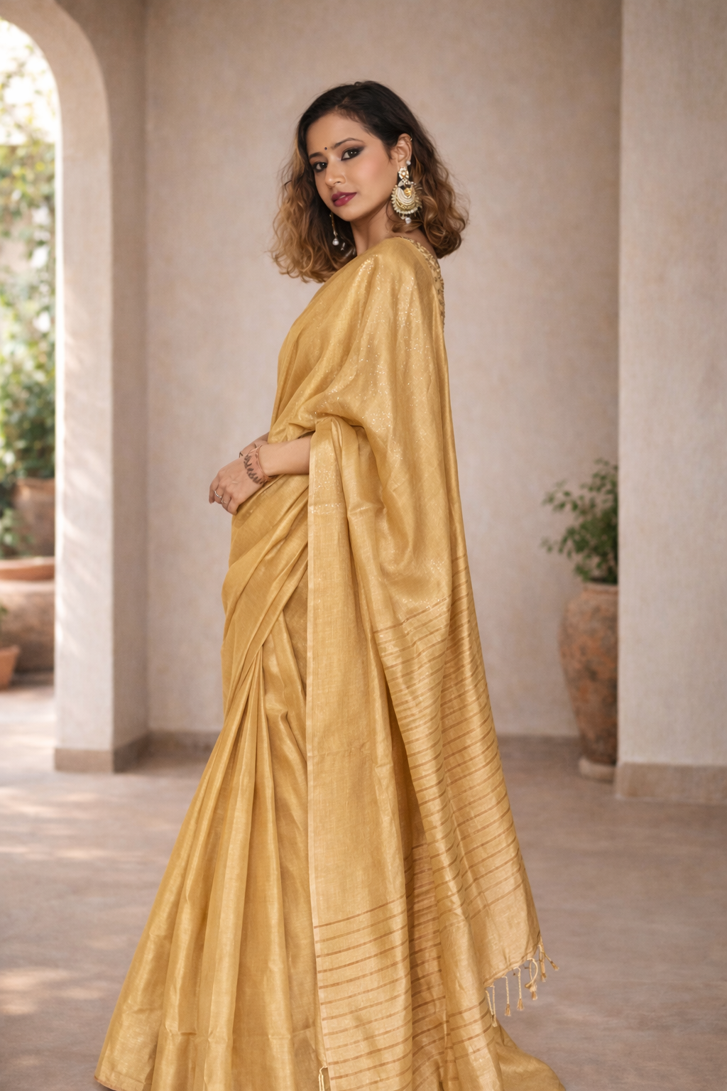 Jalebi Glaze Golden Saree styling look – RongSuta ethnic wear
